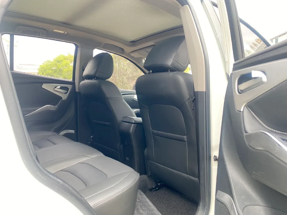 2019 HaiMa S5 1.5T 163HP L4 CVT,autocango,china used car exporter,china ev exporter,chinese used car exporter,chinese used ev exporter