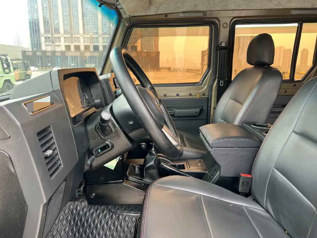 2020 BAW 212 2.4T 211HP L4 6MT,autocango,china used car exporter,china ev exporter,chinese used car exporter,chinese used ev exporter