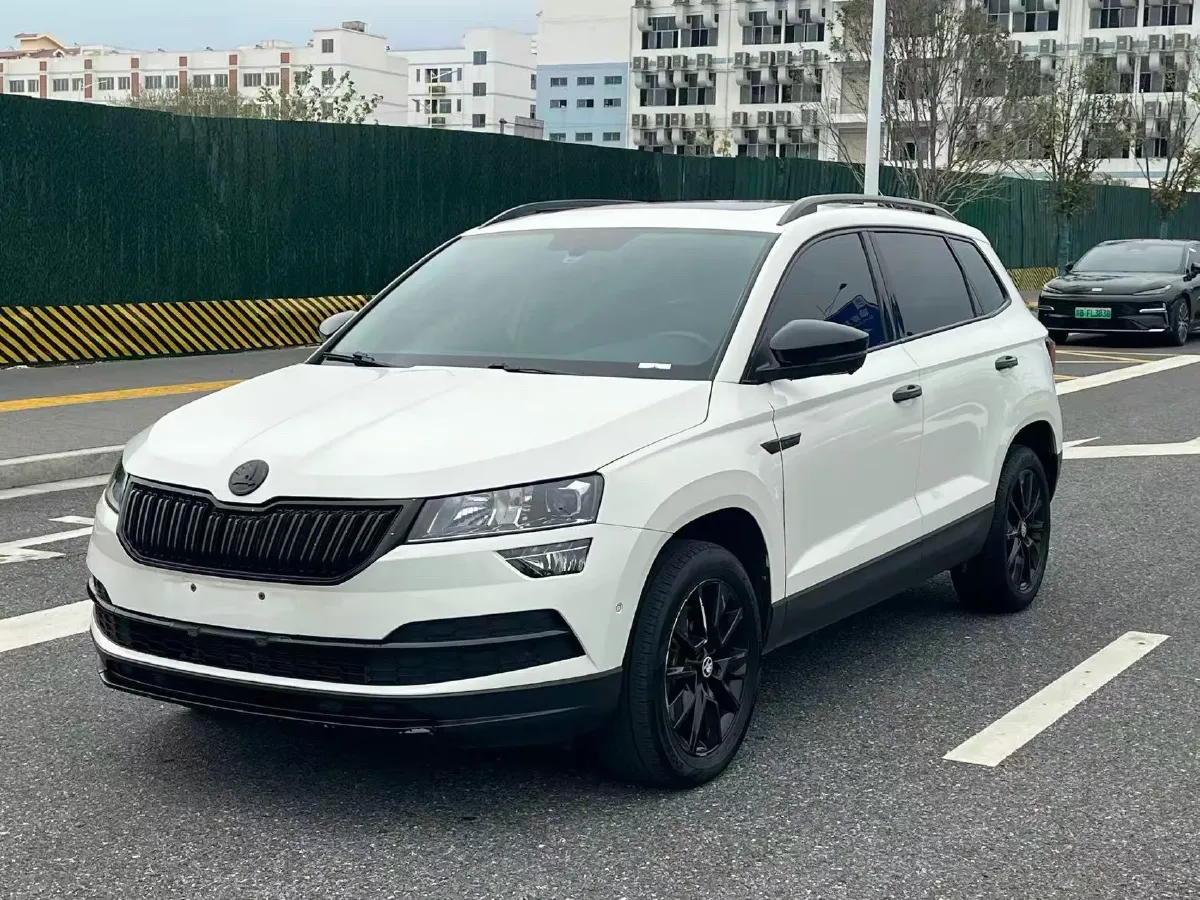 2019 Skoda Karoq 1.4T 150HP L4 7DCT,autocango,china used car exporter,china ev exporter,chinese used car exporter,chinese used ev exporter