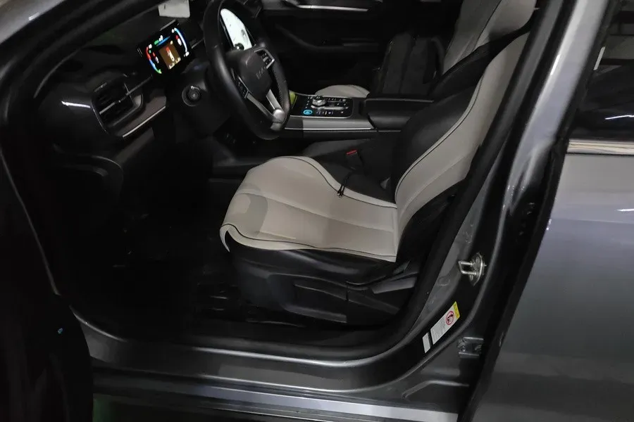 2022 Roewe RX5 MAX 1.5T 181HP L4 6AT,autocango,china used car exporter,china ev exporter,chinese used car exporter,chinese used ev exporter