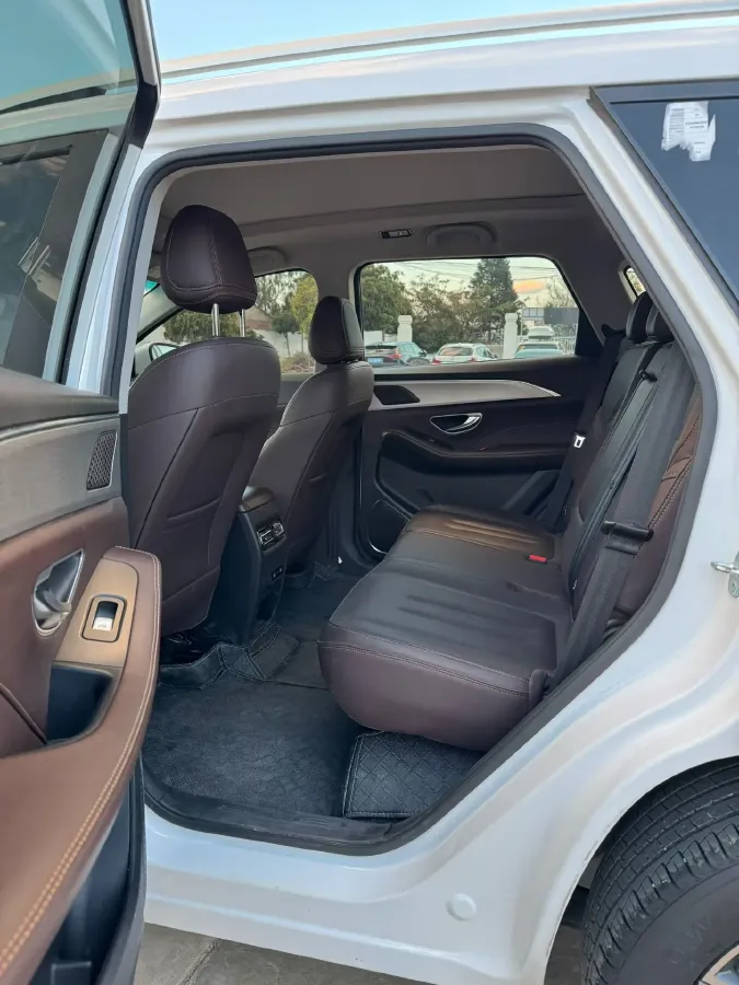 2023 Jetour X90 Plus 1.6T 197HP L4 7DCT,autocango,china used car exporter,china ev exporter,chinese used car exporter,chinese used ev exporter