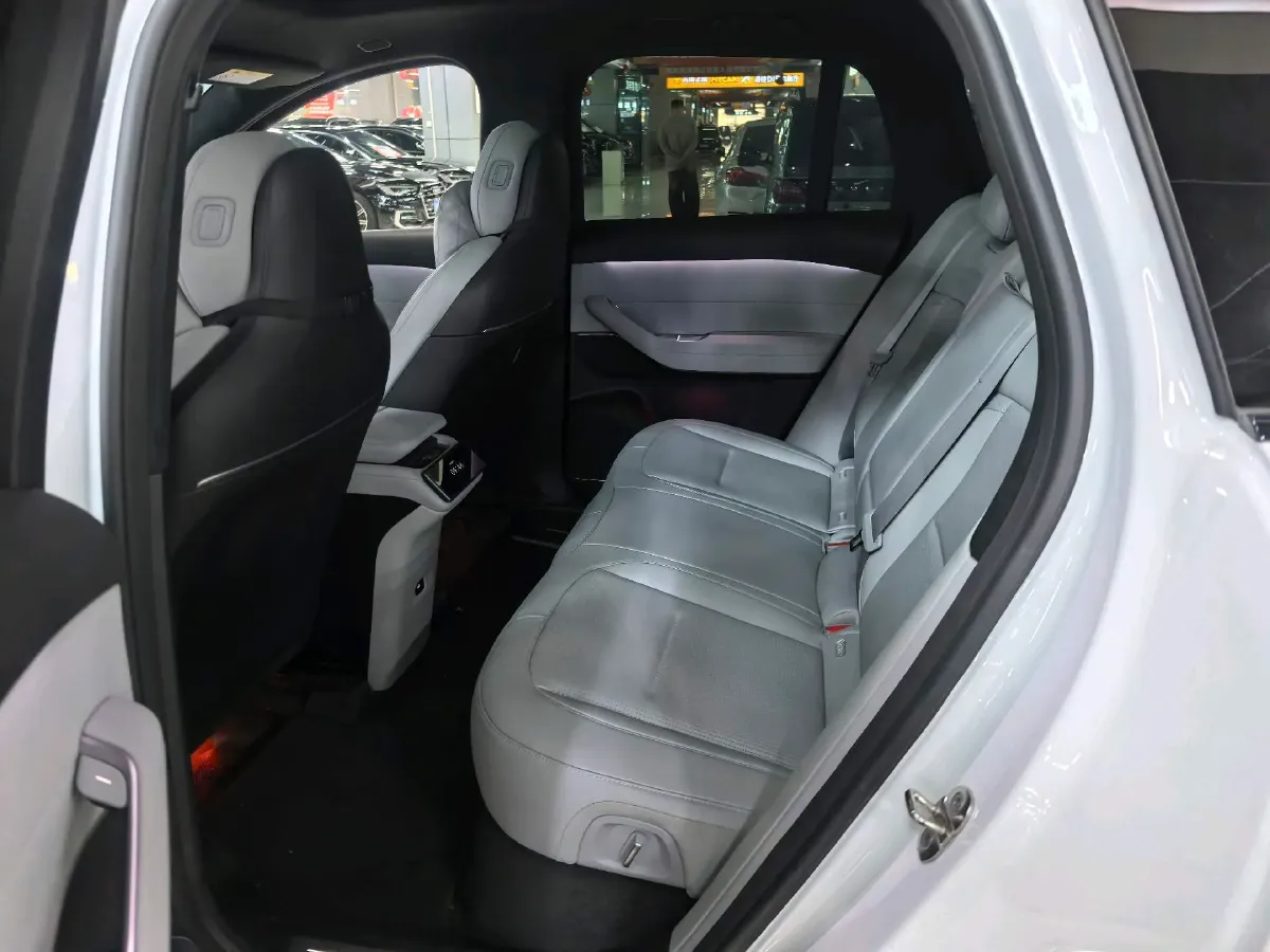 2024 NIO ES6 BEV 75KWH,autocango,china used car exporter,china ev exporter,chinese used car exporter,chinese used ev exporter