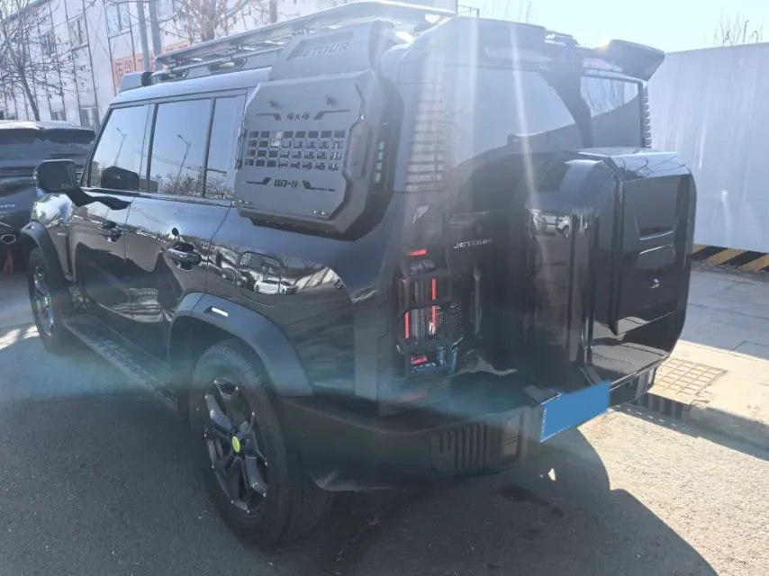 2023 Jetour Traveller 2.0T 254HP L4 7DCT,autocango,china used car exporter,china ev exporter,chinese used car exporter,chinese used ev exporter