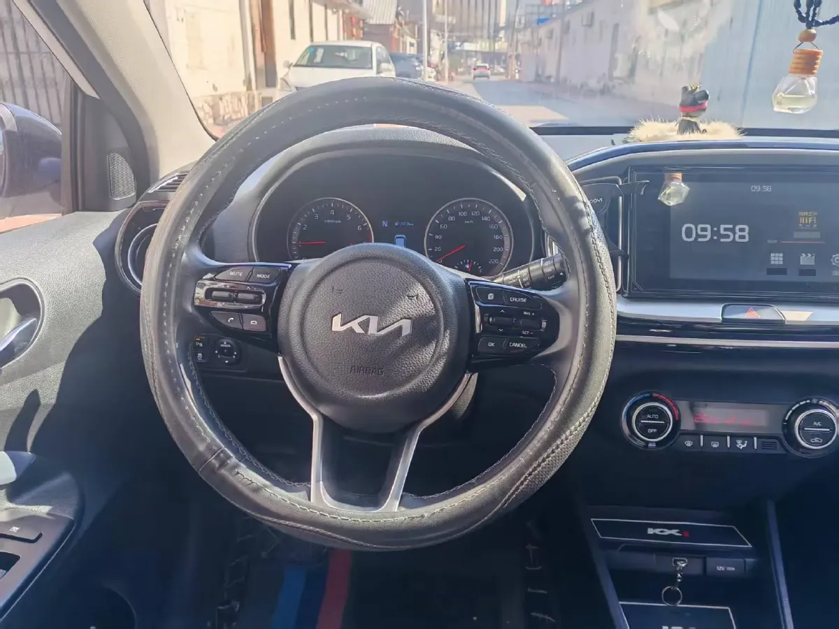 2021 Kia KX1 1.4L 100HP L4 6AT,autocango,china used car exporter,china ev exporter,chinese used car exporter,chinese used ev exporter