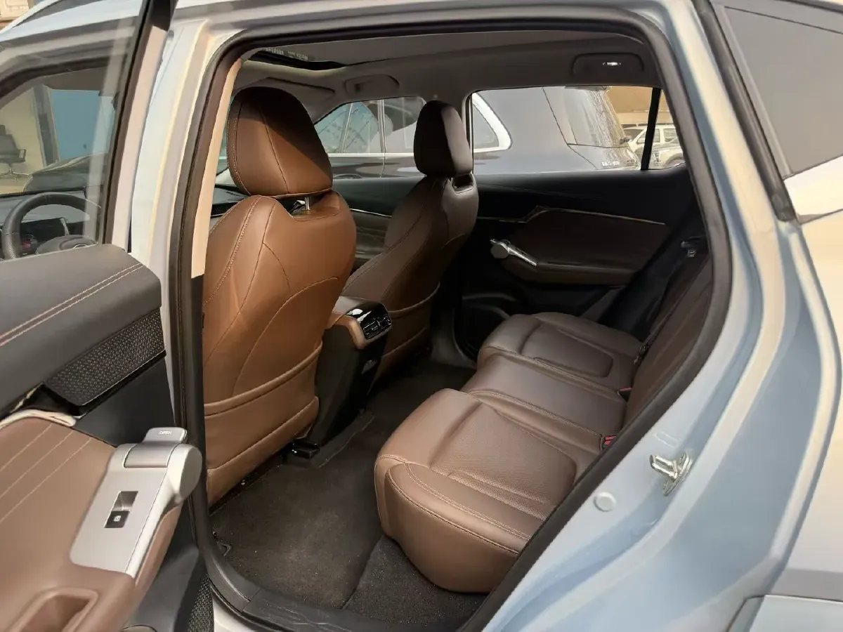 2024 GAC Trumpchi GS4 1.5T 177HP L4 7DCT,autocango,china used car exporter,china ev exporter,chinese used car exporter,chinese used ev exporter