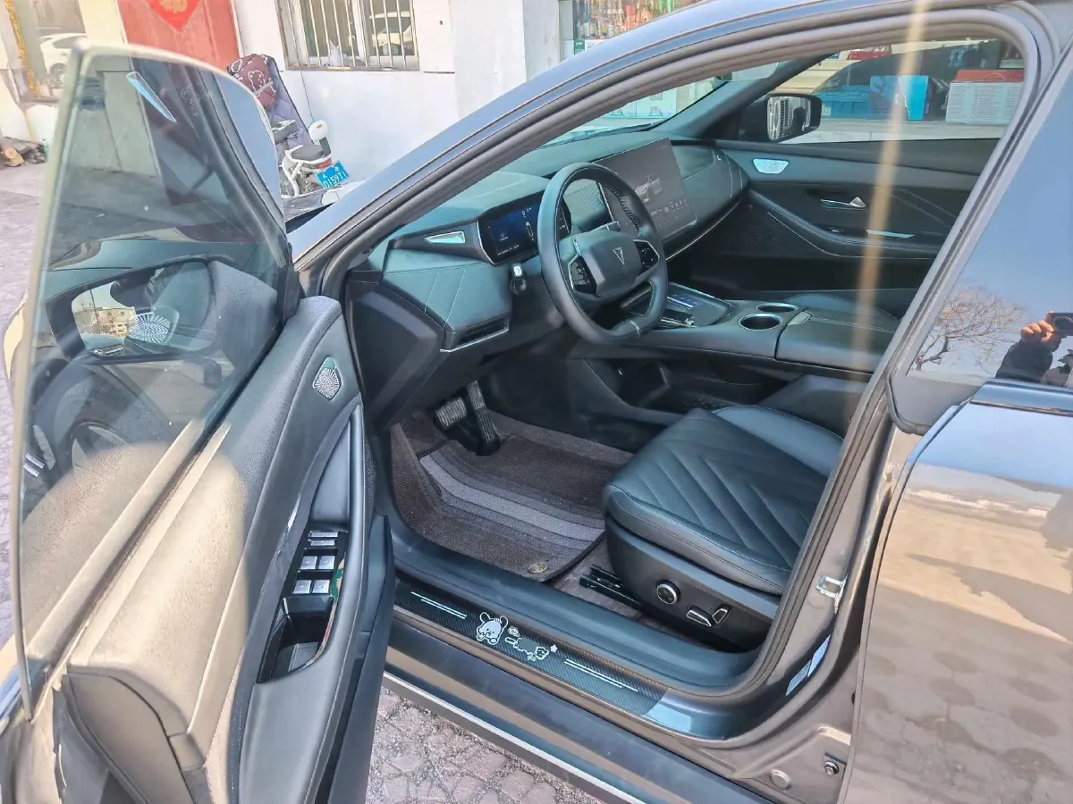 2025 Deepal SL03 BEV,autocango,china used car exporter,china ev exporter,chinese used car exporter,chinese used ev exporter