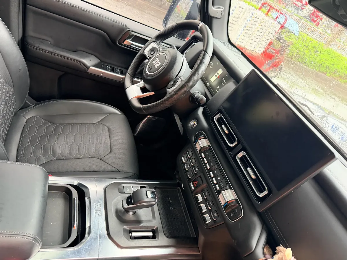 2024 212 212 T01 2.0T 252HP L4 8AT,autocango,china used car exporter,china ev exporter,chinese used car exporter,chinese used ev exporter