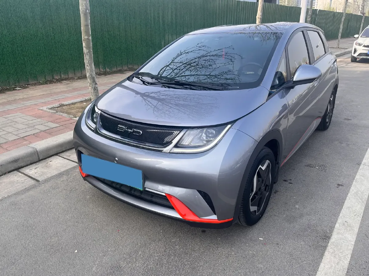 2021 Ford Escort 1.5L 122HP L3 6AT,autocango,china used car exporter,china ev exporter,chinese used car exporter,chinese used ev exporter