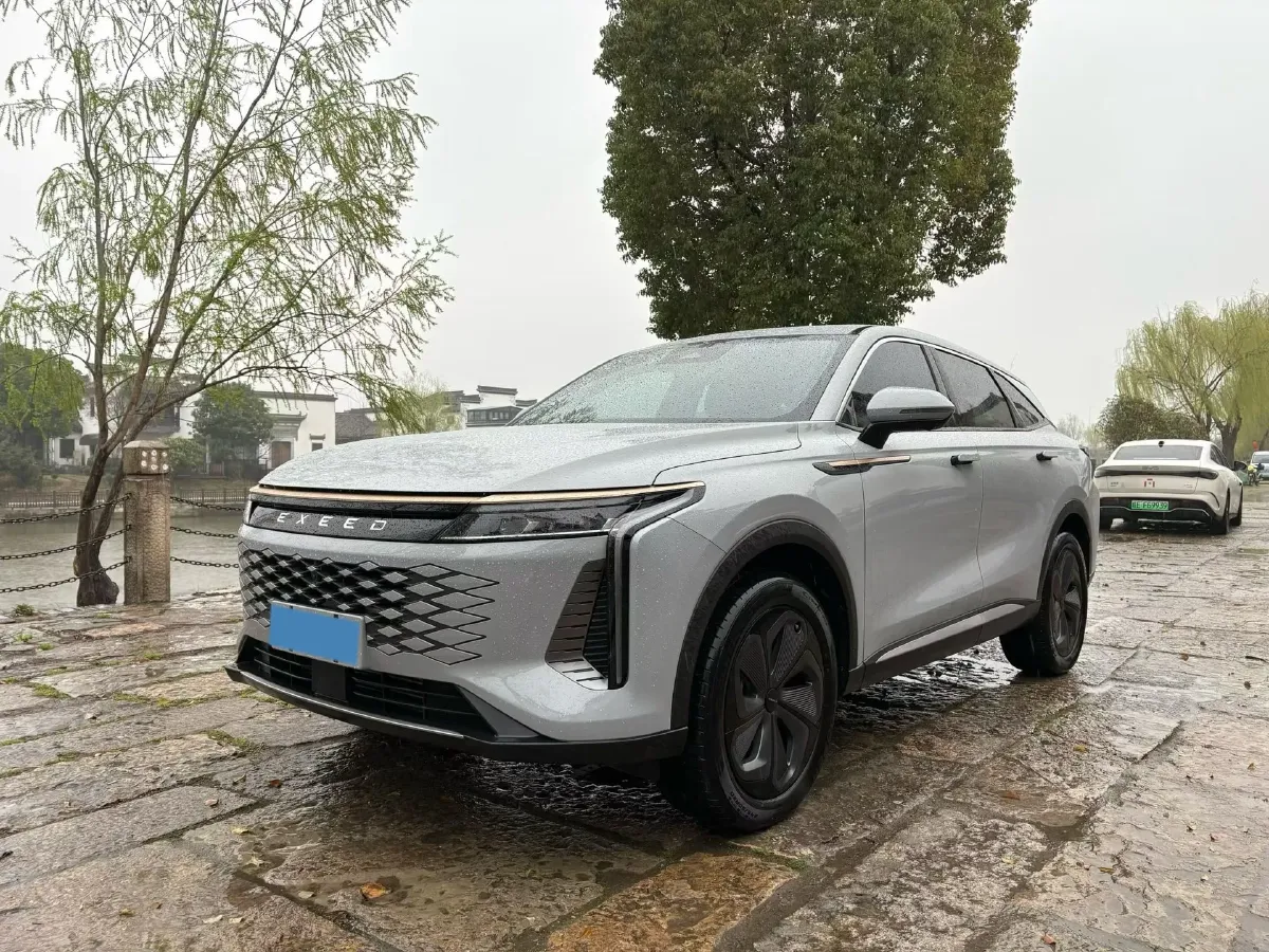 2023 Exceed RX 2.0T 261HP L4 7DCT,autocango,china used car exporter,china ev exporter,chinese used car exporter,chinese used ev exporter