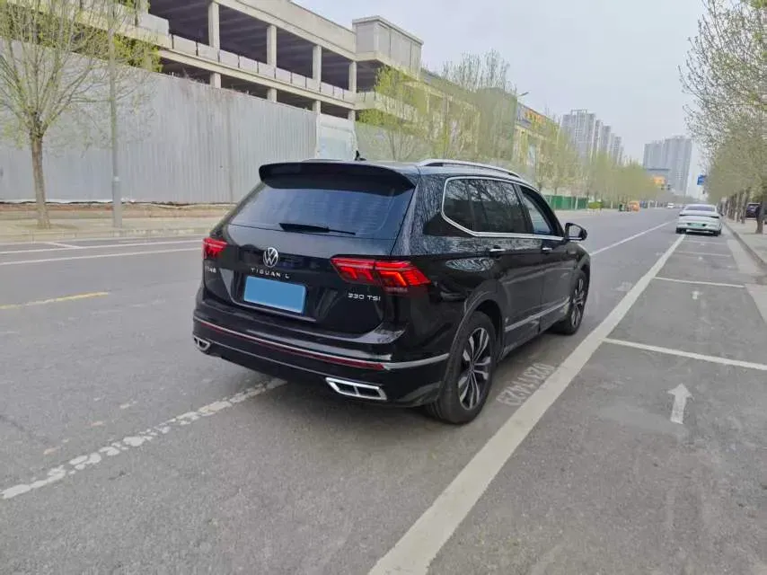 2023 Volkswagen Tiguan L 2.0T 186HP L4 7DCT,autocango,china used car exporter,china ev exporter,chinese used car exporter,chinese used ev exporter
