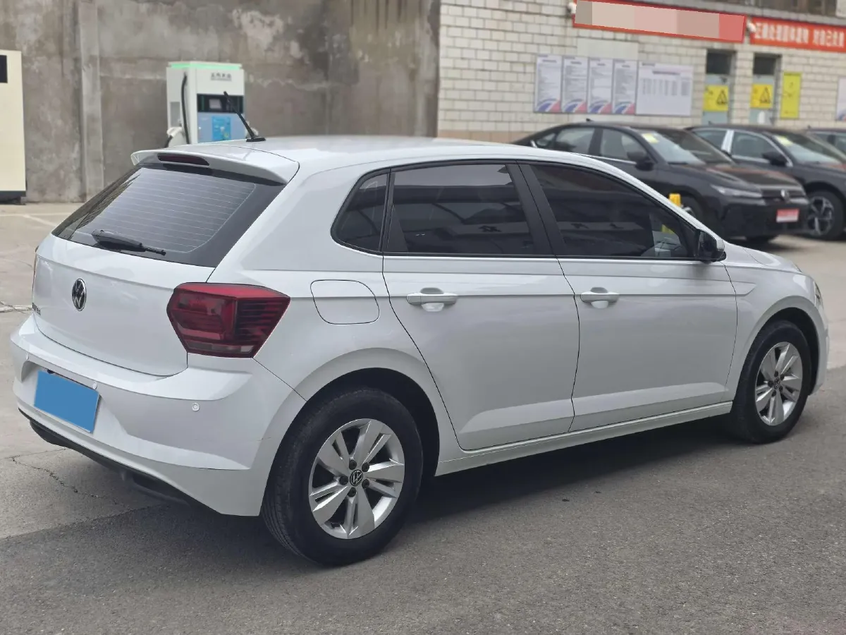 2023 Volkswagen Polo 1.5L 110HP L4 6AT,autocango,china used car exporter,china ev exporter,chinese used car exporter,chinese used ev exporter