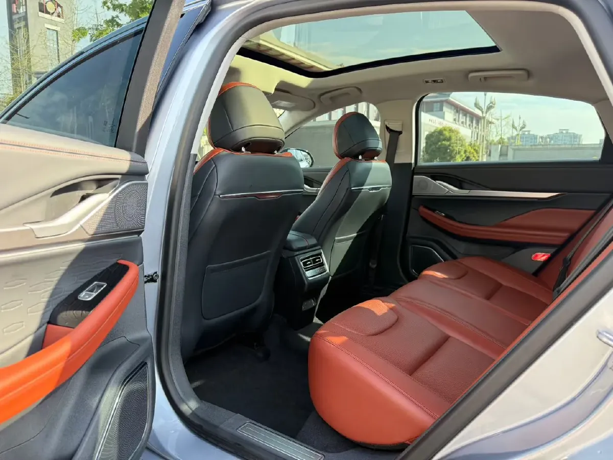 2022 Lincoln Z 2.0T 246HP L4 8AT,autocango,china used car exporter,china ev exporter,chinese used car exporter,chinese used ev exporter