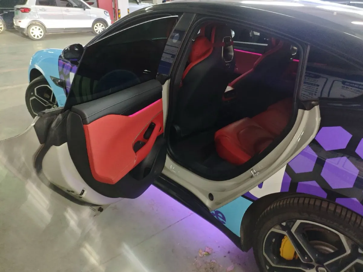 2024 MI SU7 BEV 94.3KWH,autocango,china used car exporter,china ev exporter,chinese used car exporter,chinese used ev exporter