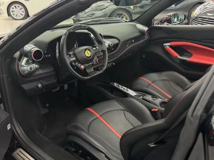 2019 Aston Martin DB11 5.2T 639HP V12 8AT,autocango,china used car exporter,china ev exporter,chinese used car exporter,chinese used ev exporter