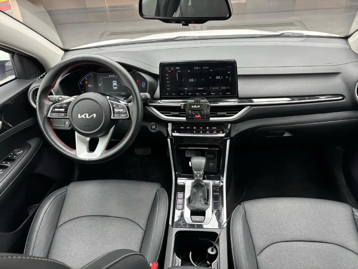 2021 Kia K3 1.5L 115HP L4 CVT,autocango,china used car exporter,china ev exporter,chinese used car exporter,chinese used ev exporter