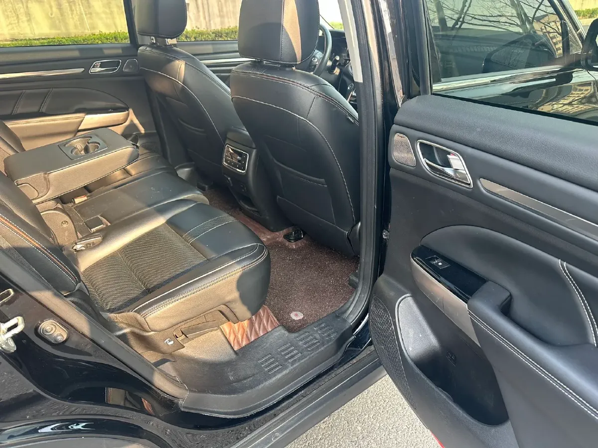 2020 GAC Trumpchi GS8 2.0T 252HP L4 6AT,autocango,china used car exporter,china ev exporter,chinese used car exporter,chinese used ev exporter