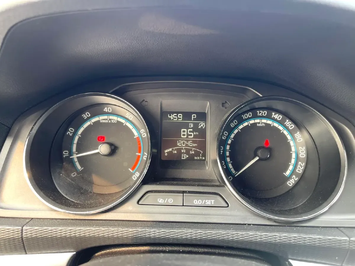 2021 Skoda Kamiq 1.5L 112HP L4 6AT,autocango,china used car exporter,china ev exporter,chinese used car exporter,chinese used ev exporter