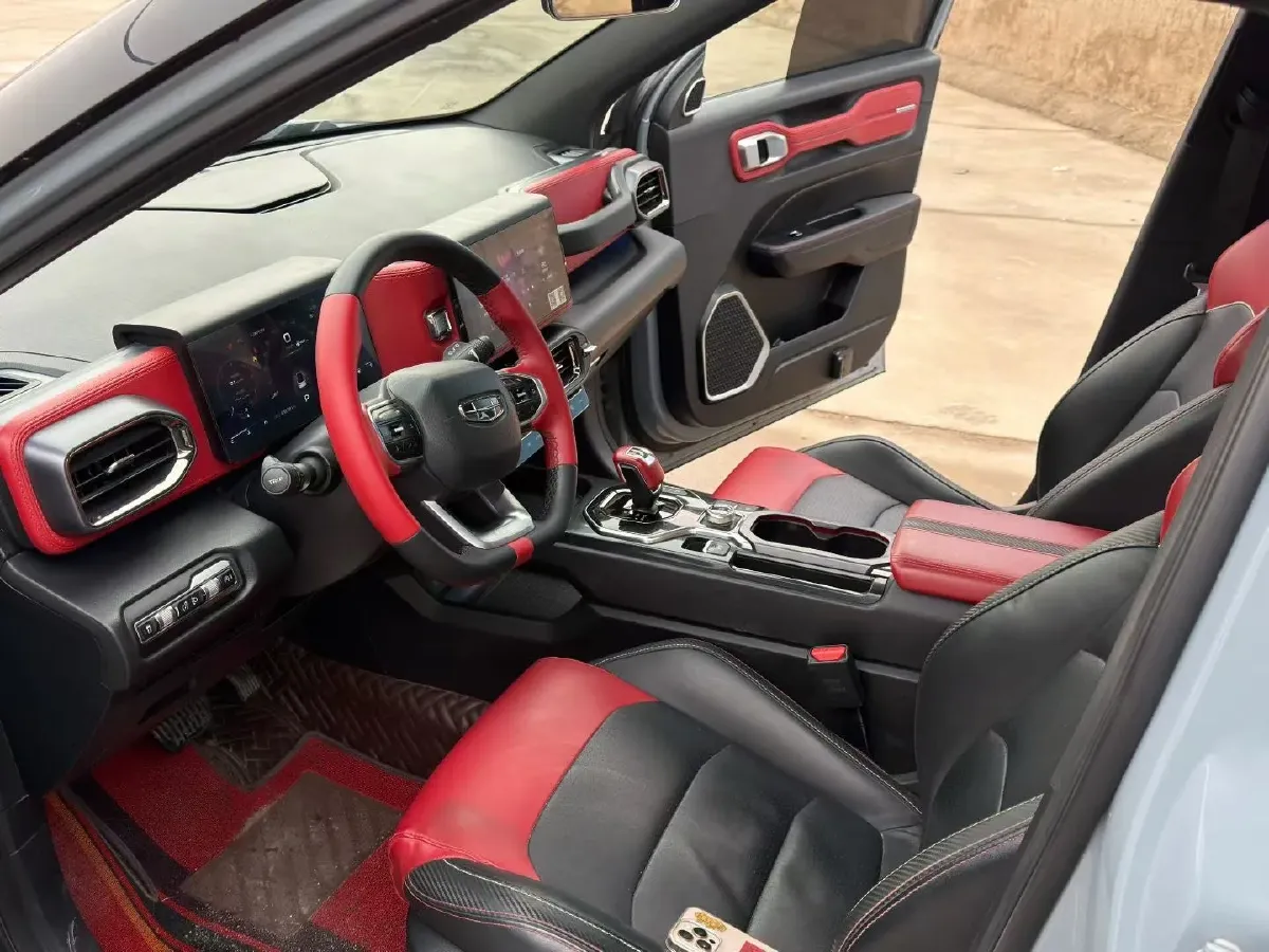 2020 Geely ICON 1.5T 177HP L3 7DCT,autocango,china used car exporter,china ev exporter,chinese used car exporter,chinese used ev exporter