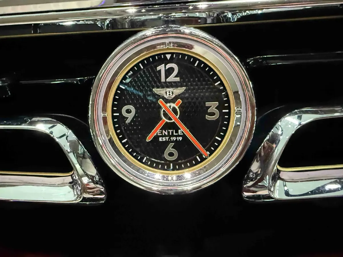 2022 Bentley Flying Spur 4.0T 550HP V8 8DCT,autocango,china used car exporter,china ev exporter,chinese used car exporter,chinese used ev exporter