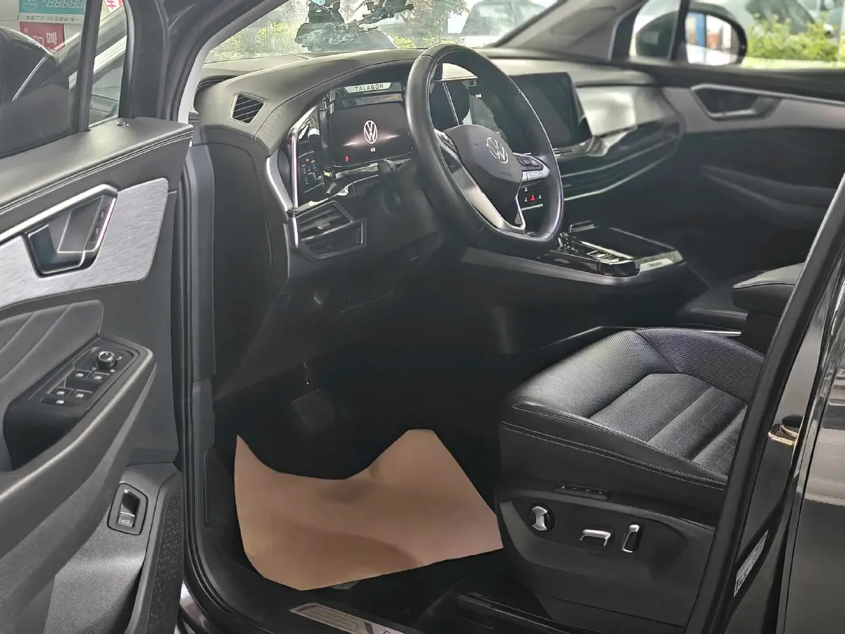 2023 Volkswagen Talagon 2.0T 220HP L4 7DCT,autocango,china used car exporter,china ev exporter,chinese used car exporter,chinese used ev exporter