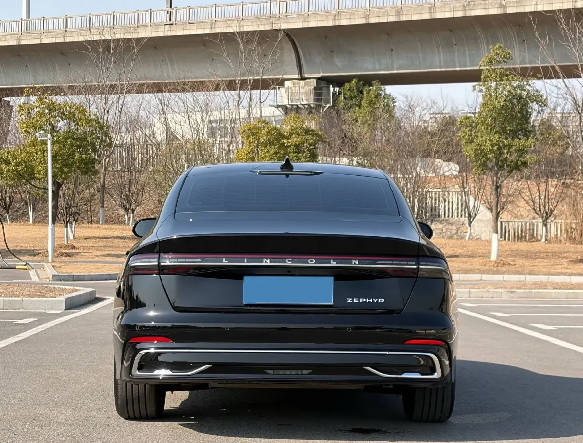 2025 Lincoln Z 2.0T 294HP L4 E-CVT Hybrid,autocango,china used car exporter,china ev exporter,chinese used car exporter,chinese used ev exporter