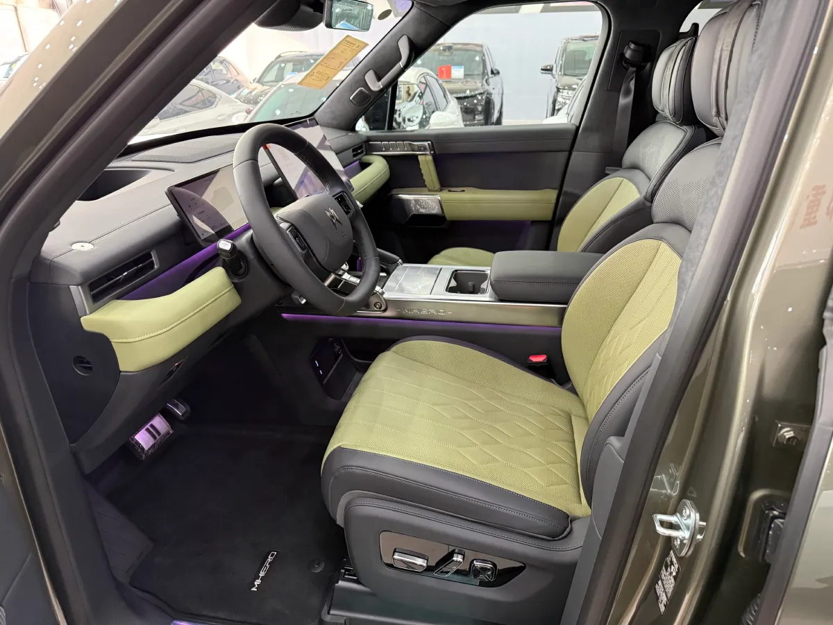 2025 Jetour Zongheng G700 2.0T 211HP L4 2DHT PHEV,autocango,china used car exporter,china ev exporter,chinese used car exporter,chinese used ev exporter