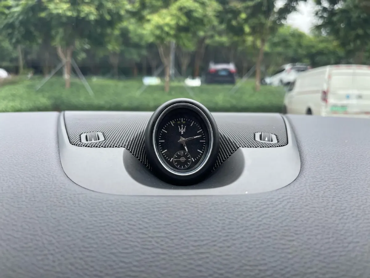 2021 Maserati Levante 3.0T 350HP V6 8AT,autocango,china used car exporter,china ev exporter,chinese used car exporter,chinese used ev exporter