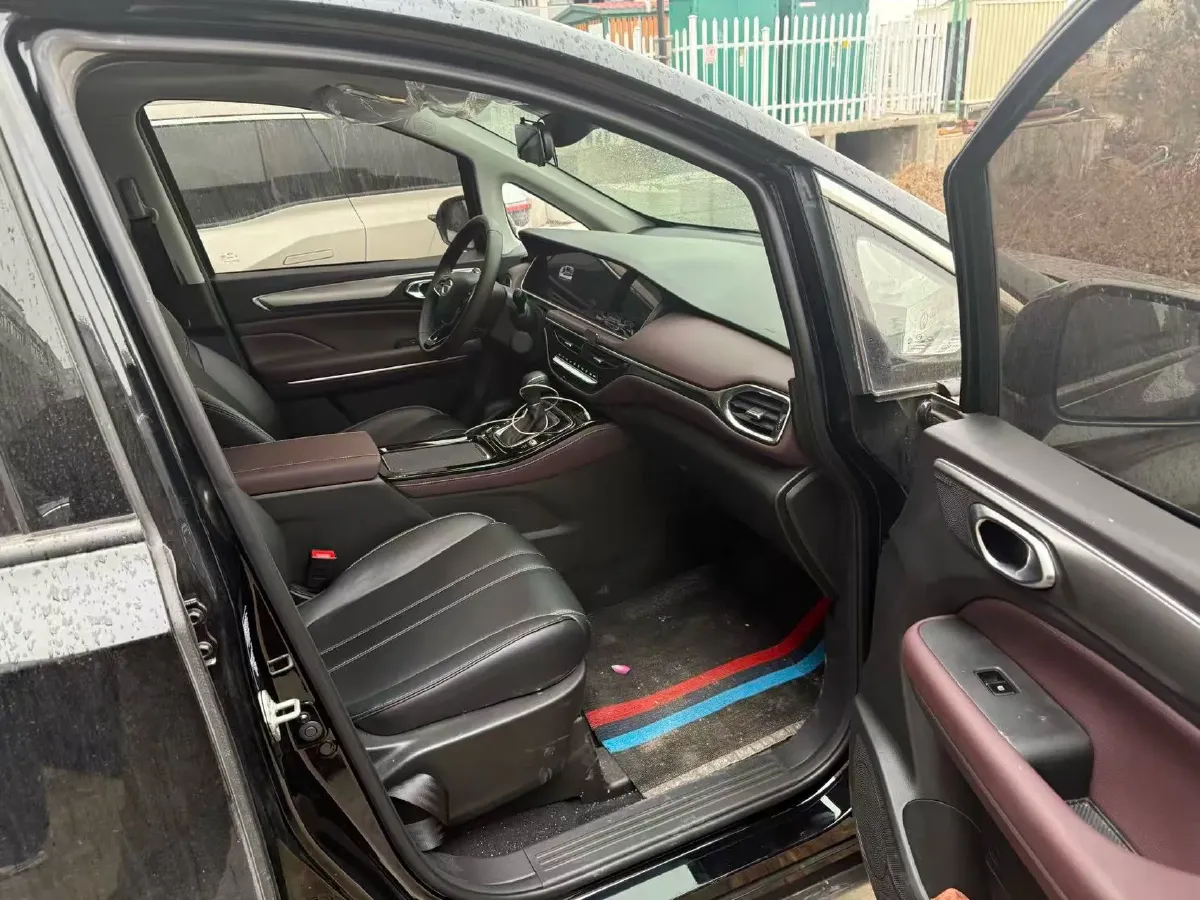 2025 GAC Trumpchi M6 1.5T 177HP L4 7DCT,autocango,china used car exporter,china ev exporter,chinese used car exporter,chinese used ev exporter