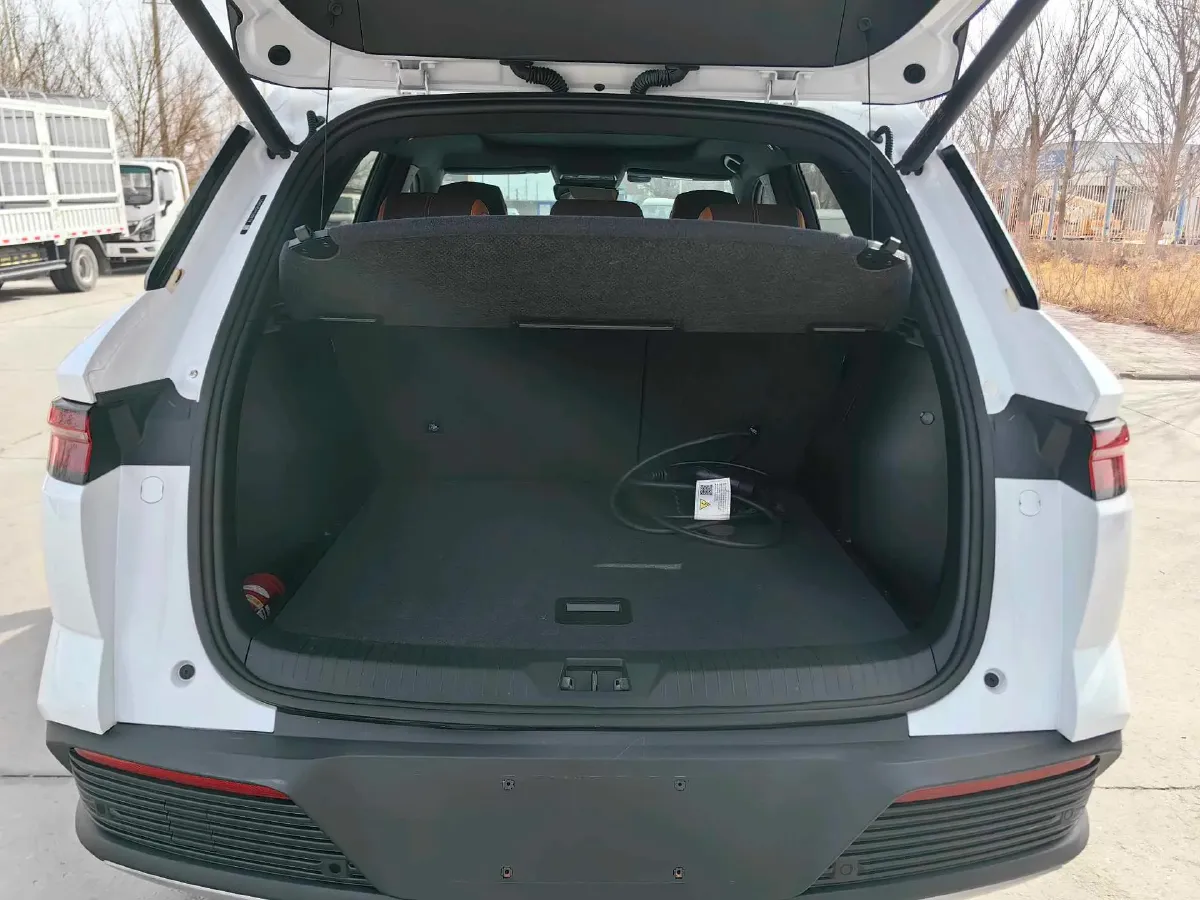 2023 BYD Song Pro 1.5L 110HP L4 E-CVT PHEV 18.3KWH,autocango,china used car exporter,china ev exporter,chinese used car exporter,chinese used ev exporter