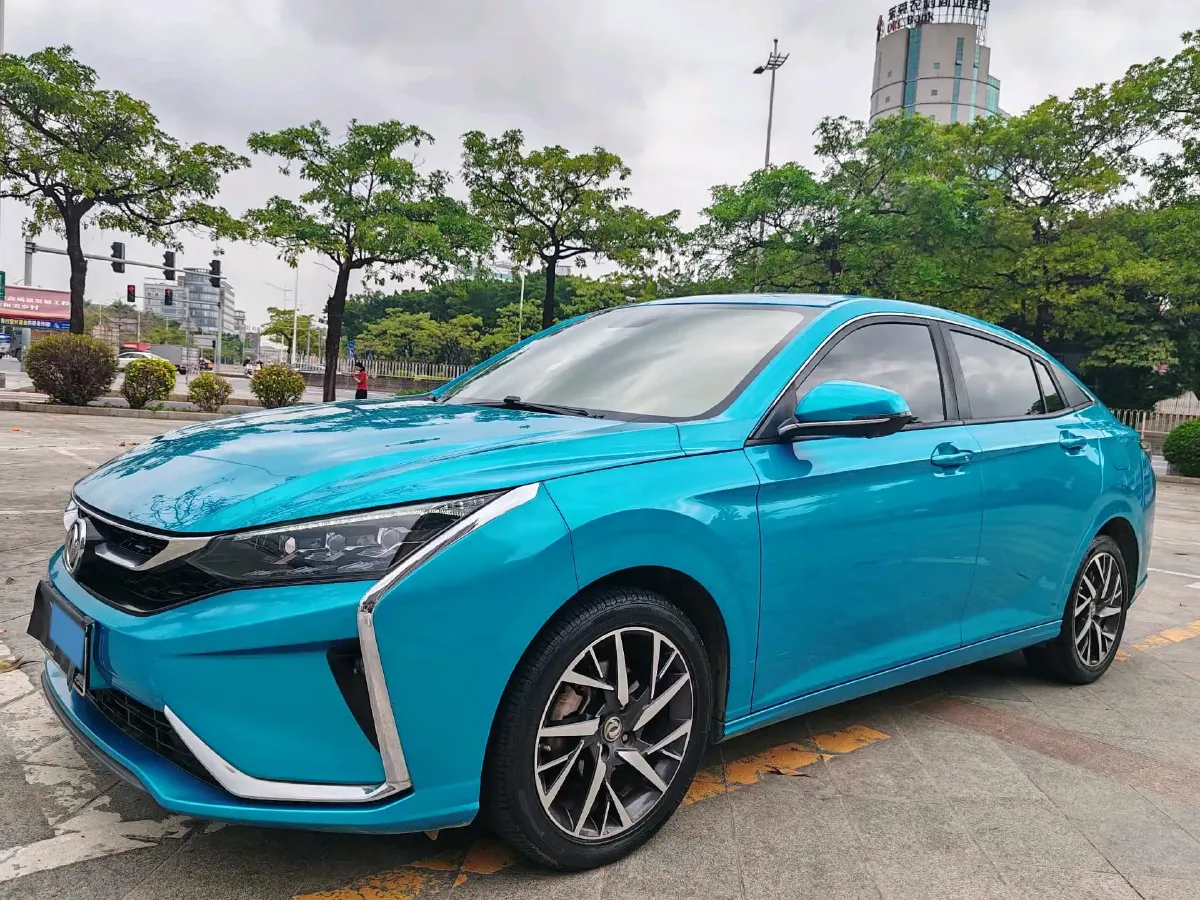 2020 DongFeng Aeolus YiXuan 1.5T 150HP L4 6DCT,autocango,china used car exporter,china ev exporter,chinese used car exporter,chinese used ev exporter