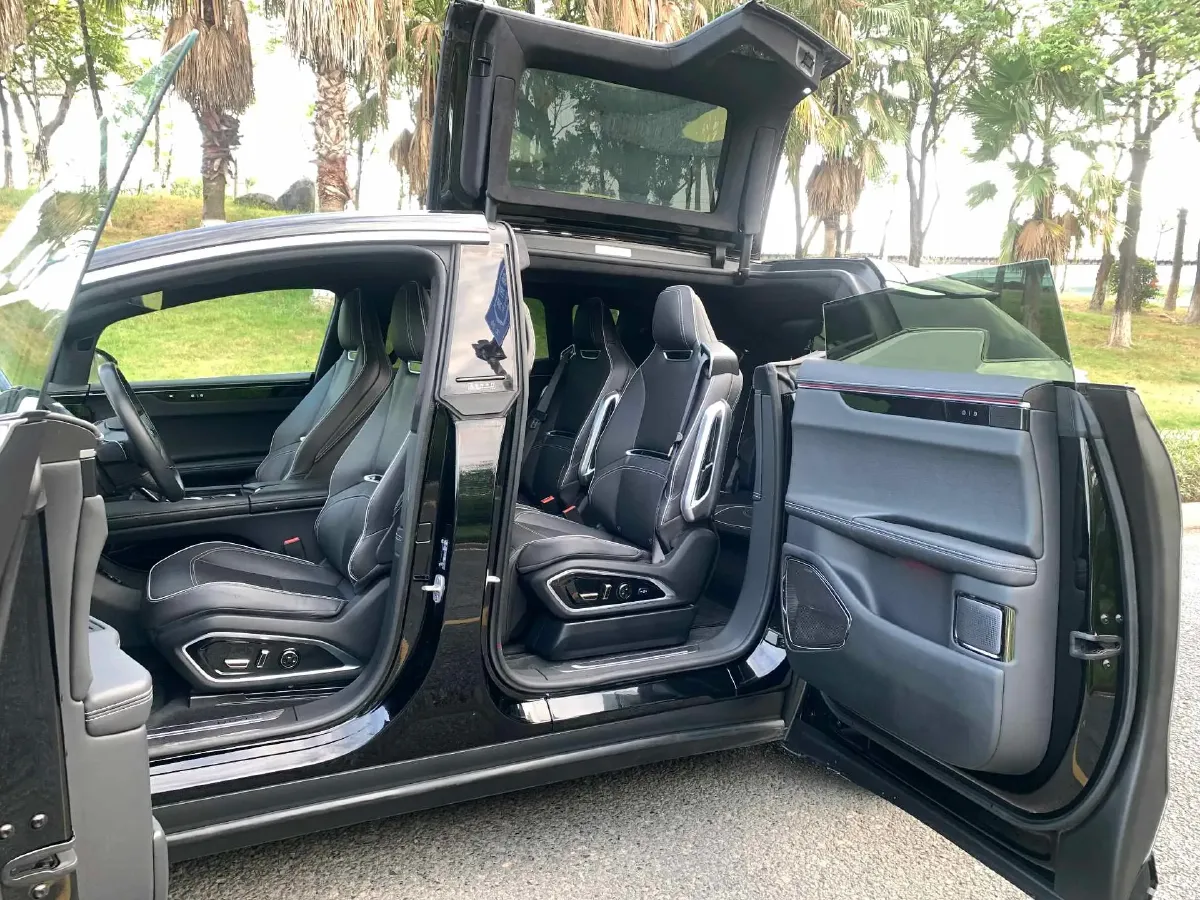 2021 HiPhi X BEV 97KWH,autocango,china used car exporter,china ev exporter,chinese used car exporter,chinese used ev exporter