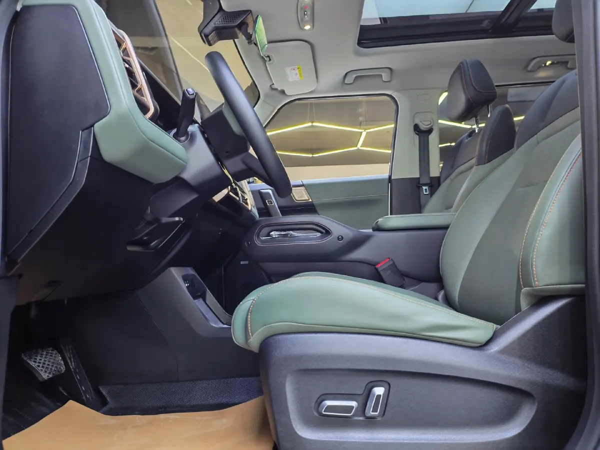 2024 iCAR iCAR 03 BEV 65.69KWH,autocango,china used car exporter,china ev exporter,chinese used car exporter,chinese used ev exporter