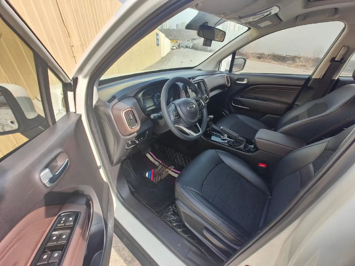 2019 GAC Trumpchi GS3 1.5T 163HP L3 7DCT,autocango,china used car exporter,china ev exporter,chinese used car exporter,chinese used ev exporter