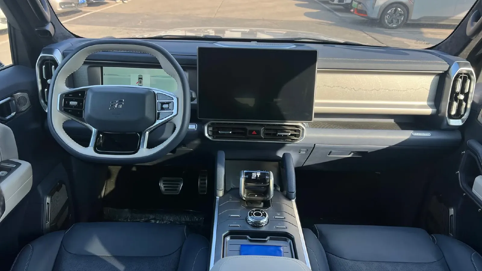 2024 Jetour ShanHai TravellerC-DM 1.5T 156HP L4 3DHT PHEV 43.24KWH,autocango,china used car exporter,china ev exporter,chinese used car exporter,chinese used ev exporter