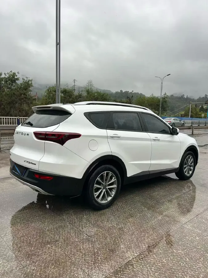 2021 Jetour X70M 1.5T 156HP L4 6DCT,autocango,china used car exporter,china ev exporter,chinese used car exporter,chinese used ev exporter