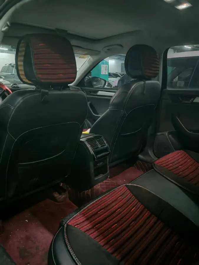 2018 Skoda Superb 1.8T 180HP L4 7DCT,autocango,china used car exporter,china ev exporter,chinese used car exporter,chinese used ev exporter