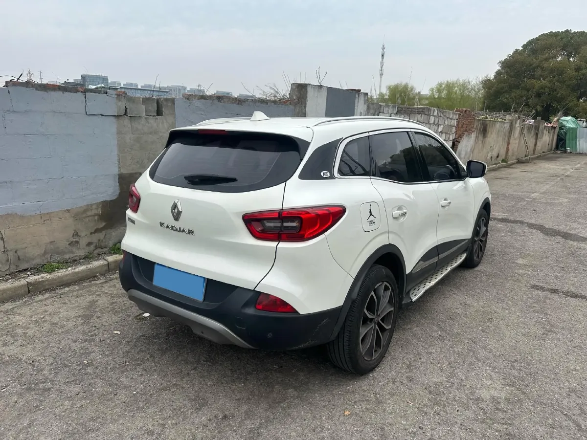2017 Renault Kadjar 2.0L 150HP L4 CVT,autocango,china used car exporter,china ev exporter,chinese used car exporter,chinese used ev exporter