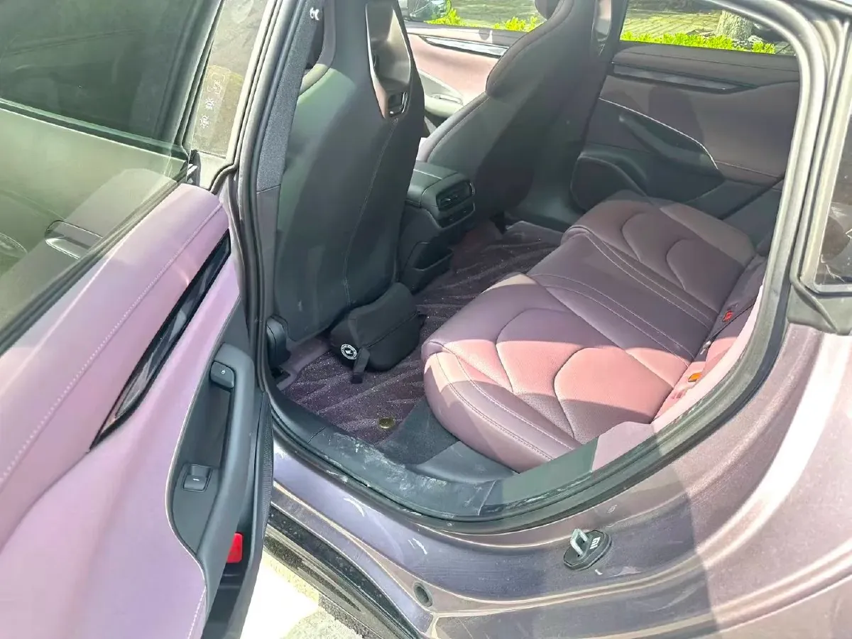 2024 MI SU7 BEV 73.6KWH,autocango,china used car exporter,china ev exporter,chinese used car exporter,chinese used ev exporter