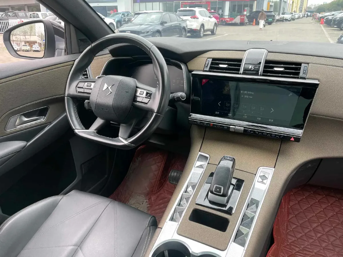 2022 DS 7 1.6T 180HP L4 8AT,autocango,china used car exporter,china ev exporter,chinese used car exporter,chinese used ev exporter