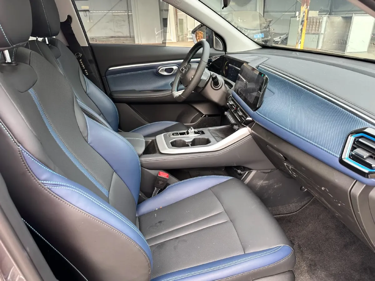 2026 GAC Trumpchi GS3 1.5T 177HP L4 7DCT,autocango,china used car exporter,china ev exporter,chinese used car exporter,chinese used ev exporter