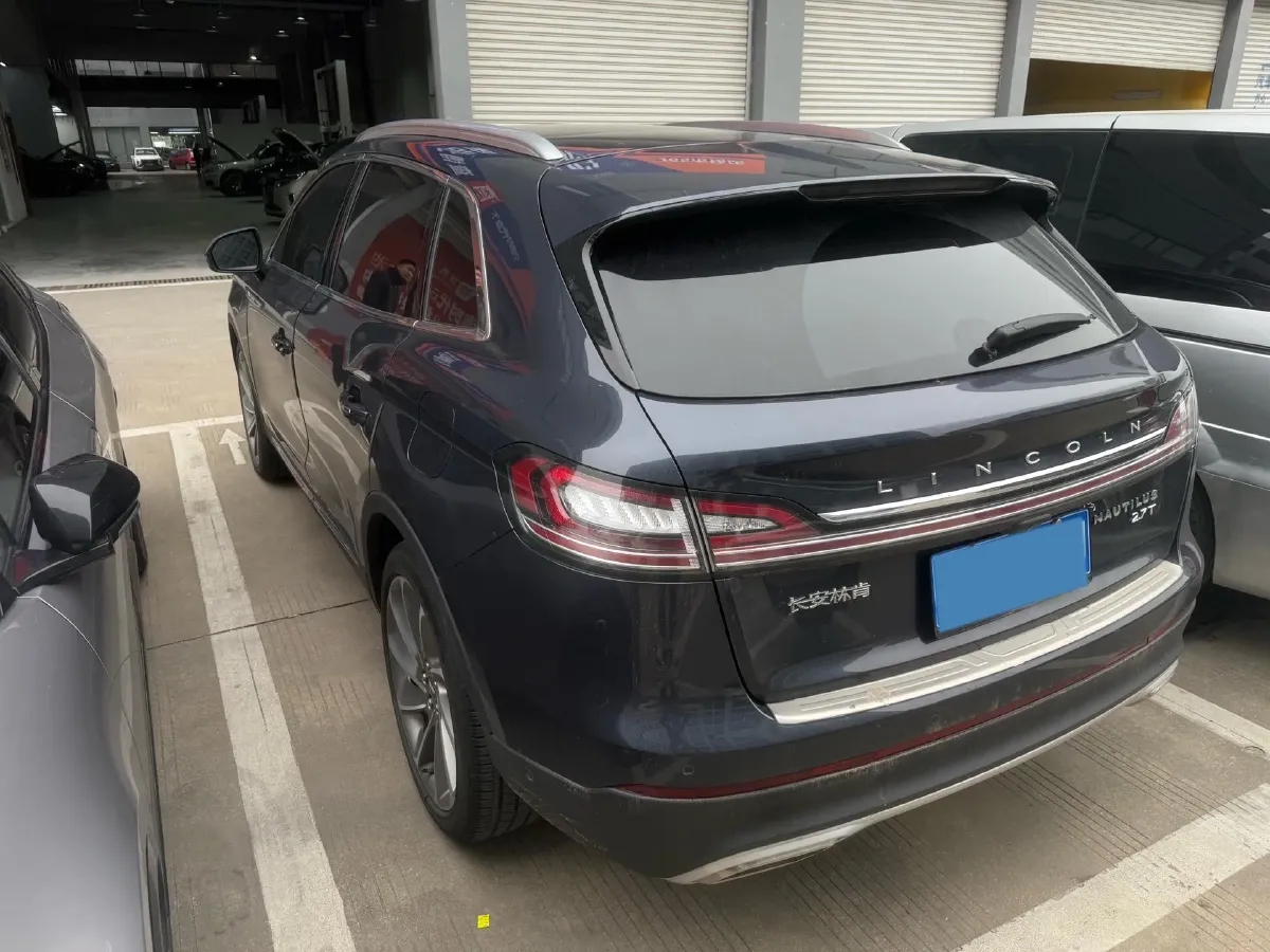 2021 Lincoln Nautilus 2.7T 322HP V6 8AT,autocango,china used car exporter,china ev exporter,chinese used car exporter,chinese used ev exporter