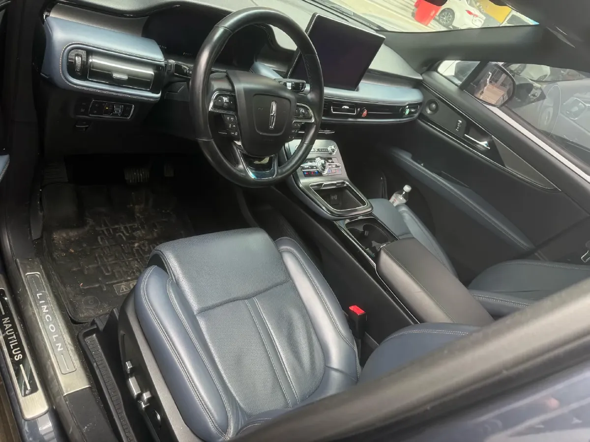 2021 Lincoln Nautilus 2.7T 322HP V6 8AT,autocango,china used car exporter,china ev exporter,chinese used car exporter,chinese used ev exporter