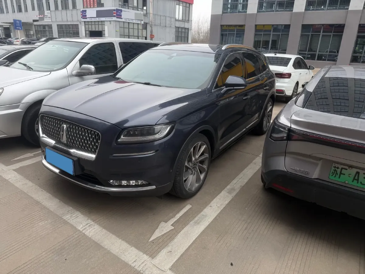 2021 Lincoln Nautilus 2.7T 322HP V6 8AT,autocango,china used car exporter,china ev exporter,chinese used car exporter,chinese used ev exporter