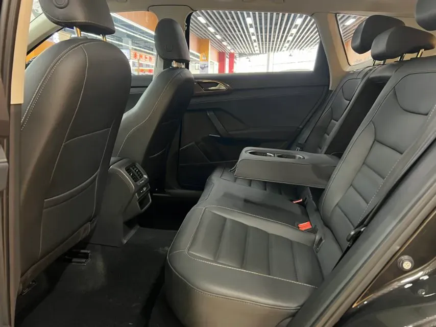 2021 Volkswagen Tharu 1.4T 150HP L4 7DCT,autocango,china used car exporter,china ev exporter,chinese used car exporter,chinese used ev exporter