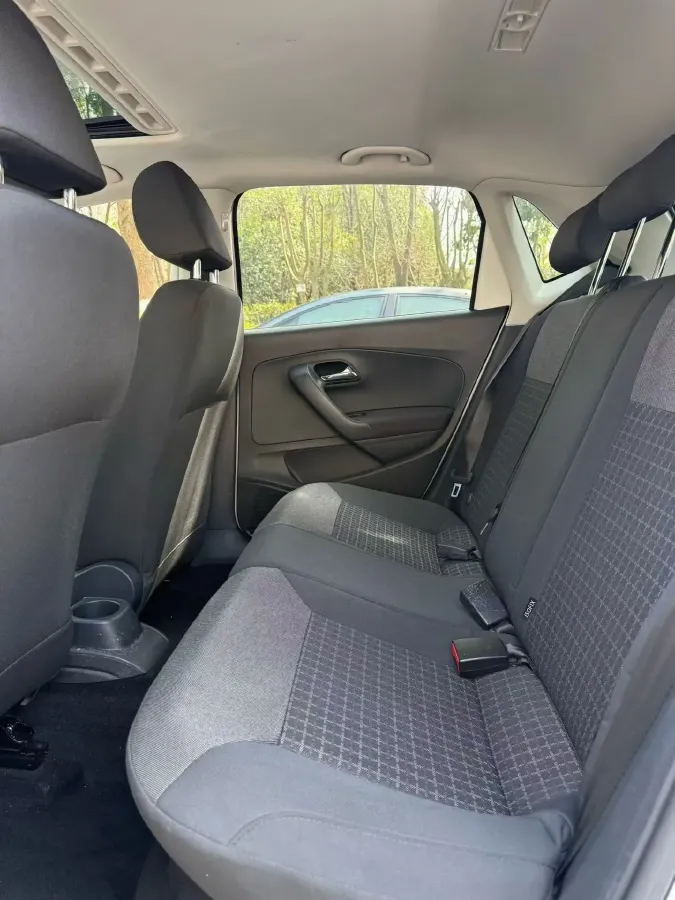 2016 Volkswagen Polo 1.6L 110HP L4 6AT,autocango,china used car exporter,china ev exporter,chinese used car exporter,chinese used ev exporter