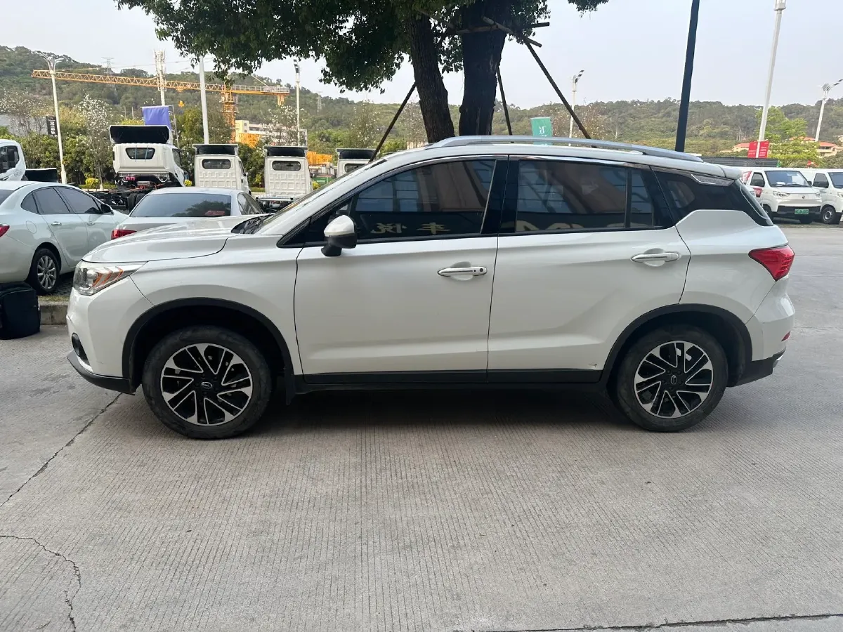 2017 GAC Trumpchi GS4 1.3T 137HP L4 7DCT,autocango,china used car exporter,china ev exporter,chinese used car exporter,chinese used ev exporter