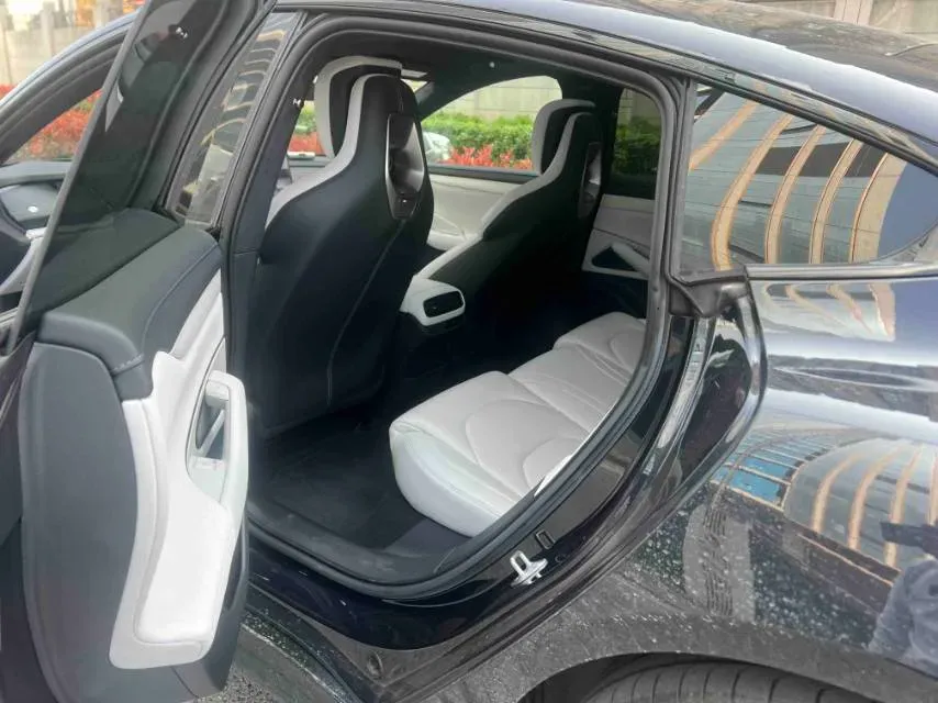 2024 MI SU7 BEV 101KWH,autocango,china used car exporter,china ev exporter,chinese used car exporter,chinese used ev exporter