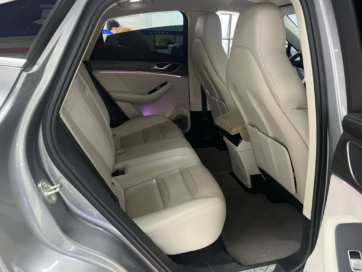 2021 SERES SF5 Range Extended 112HP REEV 35KWH,autocango,china used car exporter,china ev exporter,chinese used car exporter,chinese used ev exporter