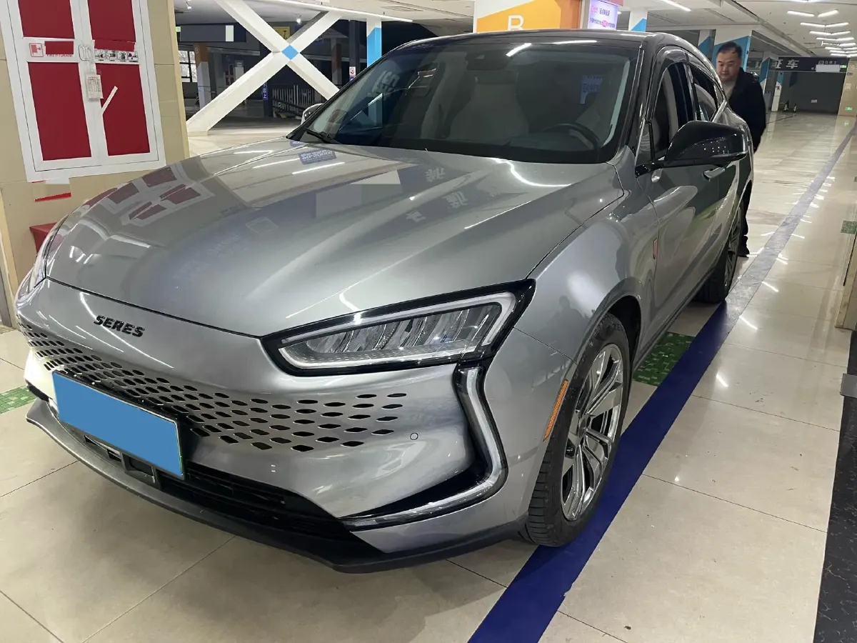 2021 SERES SF5 Range Extended 112HP REEV 35KWH,autocango,china used car exporter,china ev exporter,chinese used car exporter,chinese used ev exporter