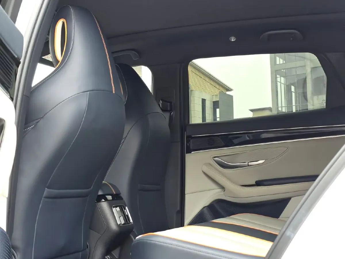 2021 Geely JiaJi 1.5T 177HP L3 7DCT PHEV 11.3KWH,autocango,china used car exporter,china ev exporter,chinese used car exporter,chinese used ev exporter